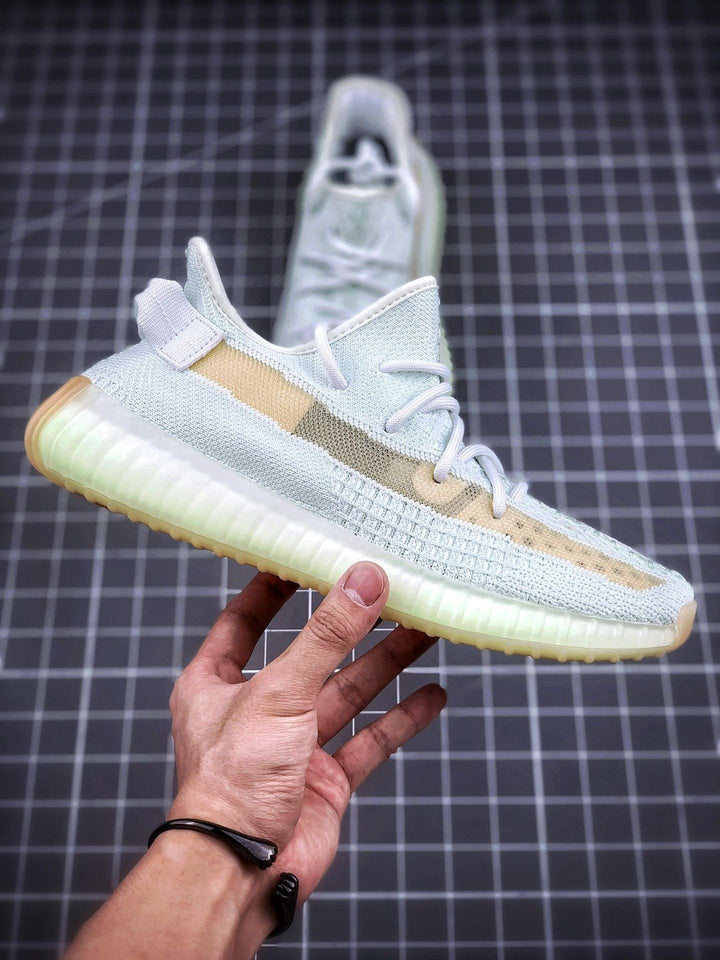 Adidas Yeezy Boost 350 V2 Hyperspace