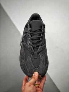 Adidas Yeezy 700 Utility Black