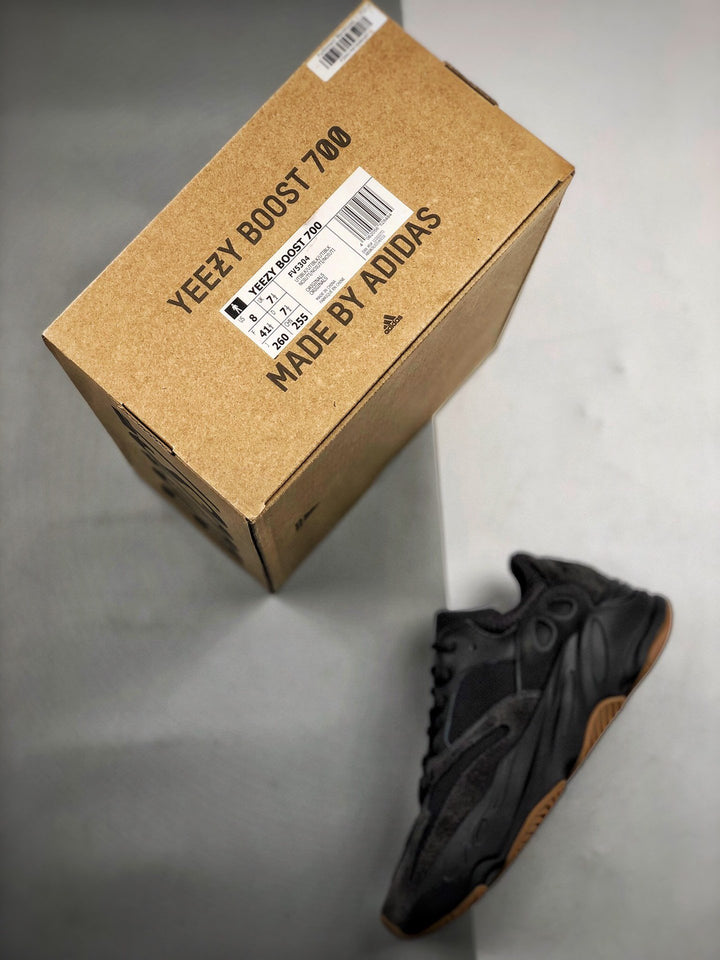 Adidas Yeezy 700 Utility Black