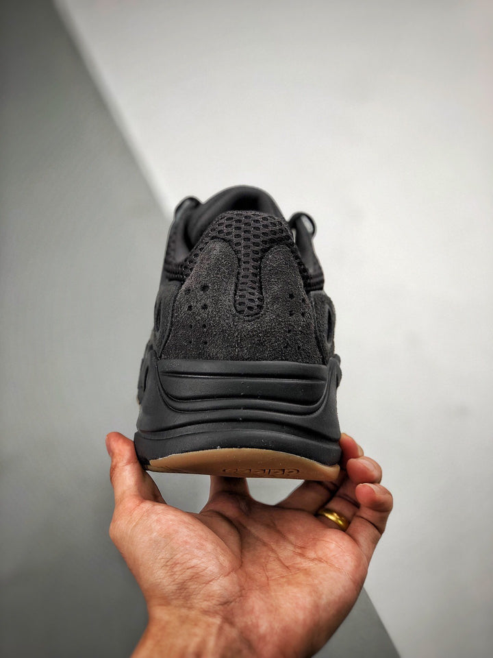 Adidas Yeezy 700 Utility Black