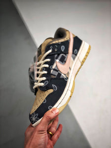 Nike SB Dunk Low Travis Scott