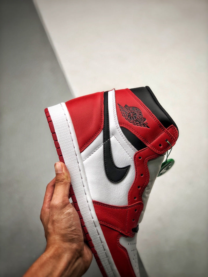 Air Jordan 1 Retro Chicago