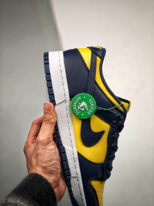 Nike SB Dunk Low Michigan