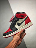 Air Jordan 1 Retro High Bred Toe