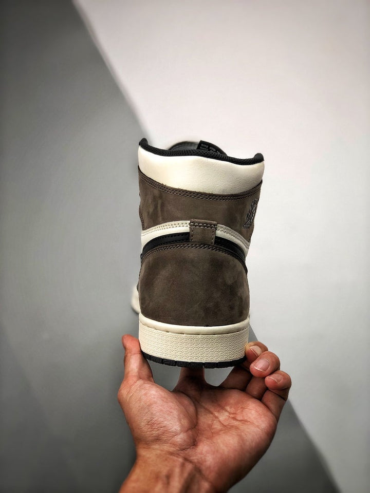 Jordan 1 Retro High “Dark Mocha”